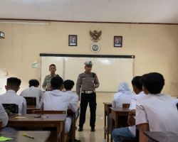 Pak Sicomo Polres Tulungagung Setia Jemput Bola, Permudah Masyarakat Urus SIM