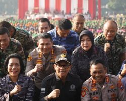 Wujudkan Sinergitas dan Soliditas TNI-POLRI, Ribuan Prajurit Padati Lapangan Rampal Kota Malang