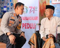 Kunjungi Anggota Sakit Menahun, Kapolres Madiun Beri Motivasi dan Santunan