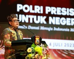 Gelar Ludruk, Polda Jatim Sampaikan Pesan Kamtibmas Pemilu Damai dan Bersih dari Narkoba