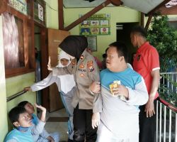 Sambut HUT Polwan ke -75, Polres Ponorogo Gelar Bakti Kesahatan Untuk Pelajar SLB