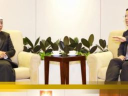 Khofifah Didampingi Kadisdik Jalin Kerja Sama Pendidikan di Singapura