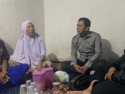 Ibiza Kunjungi Rumah Keluarga Korban dan Sampaikan Duka Cita