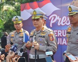 Kakorlantas Polri Sidak Satpas Polda Metro Jaya, Pastikan tak ada pembayaran uang tunai