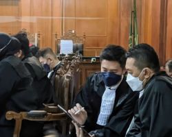 Sidang Perkara Kanjuruhan, Tonic Tangkau Ditunjuk Sebagai Kuasa Hukum Tiga Terdakwa Anggota Polri