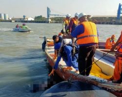 Tim SAR Gabungan Dirpolairud Polda Jatim Berhasil Evakuasi Korban Tenggelam