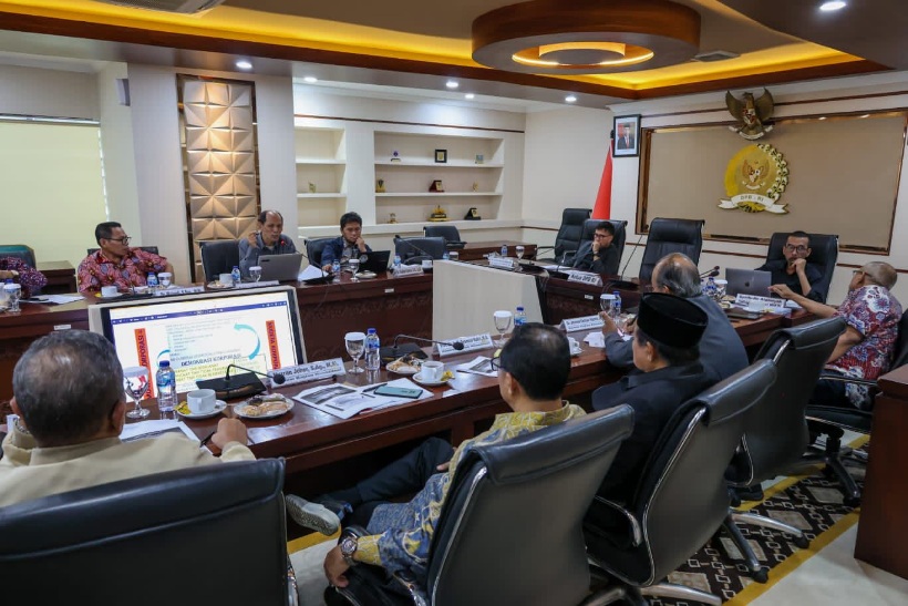 Kelompok DPD RI dan Komisi Kajian Ketatanegaraan MPR Pertajam Visi Perbaikan Konstitusi 