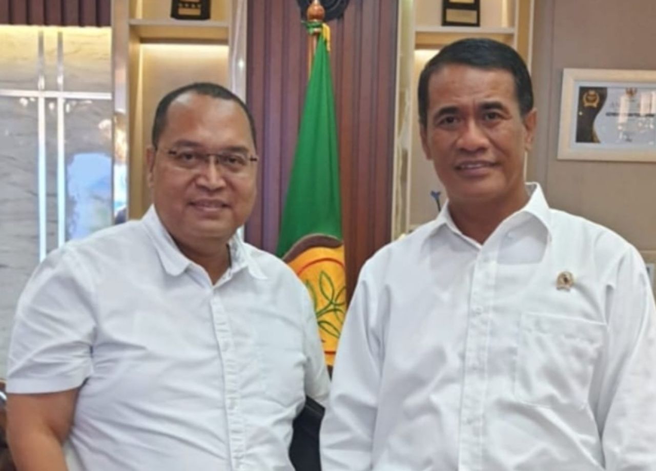 Wibisono bersama Menteri Pertanian Amran Sulaiman.