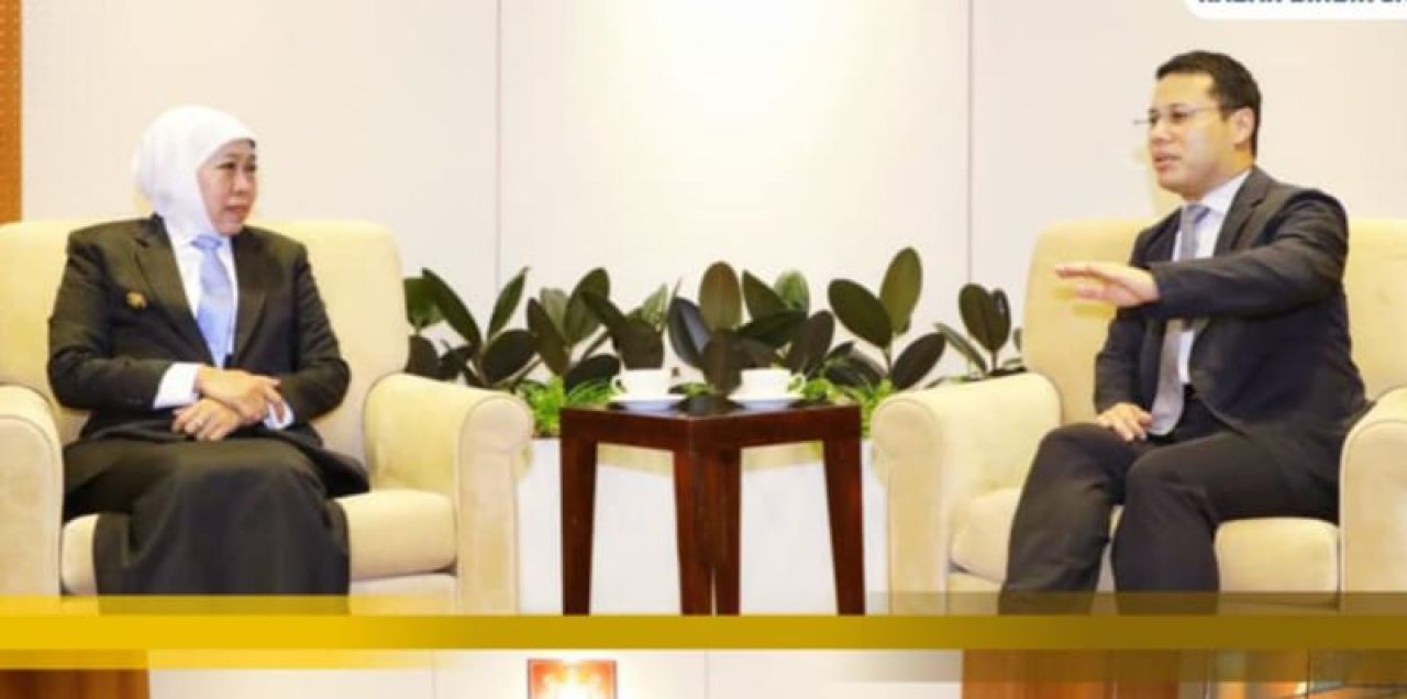 Khofifah Didampingi Kadisdik Jalin Kerja Sama Pendidikan di Singapura