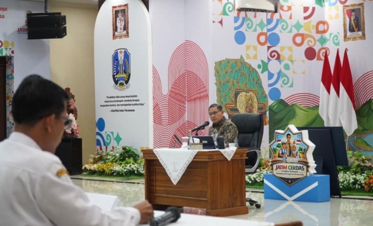 Kadindik Jatim Tegaskan Kepala SMAN Taruna Harus Jadi Teladan Karakter dan Nasionalisme