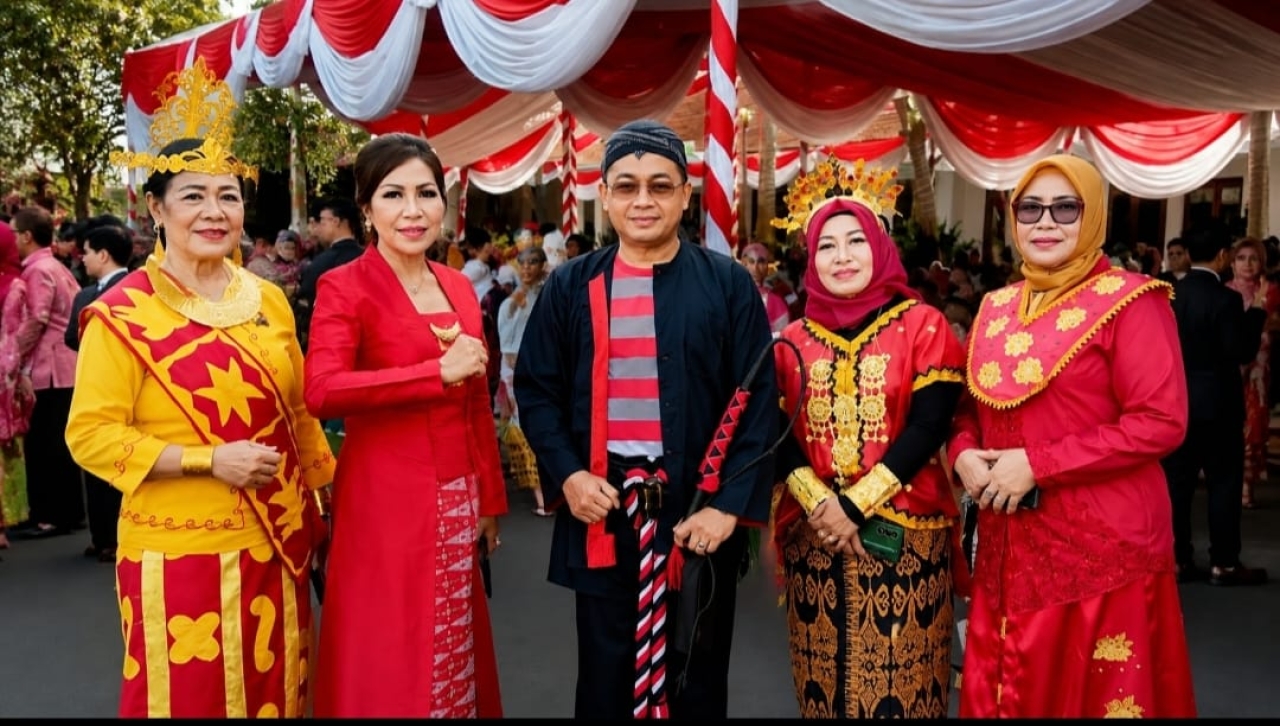 FPK Jatim Raih Juara I Busana Adat HUT RI, RH. Mohammad Ali Zaini Beri Apresiasi