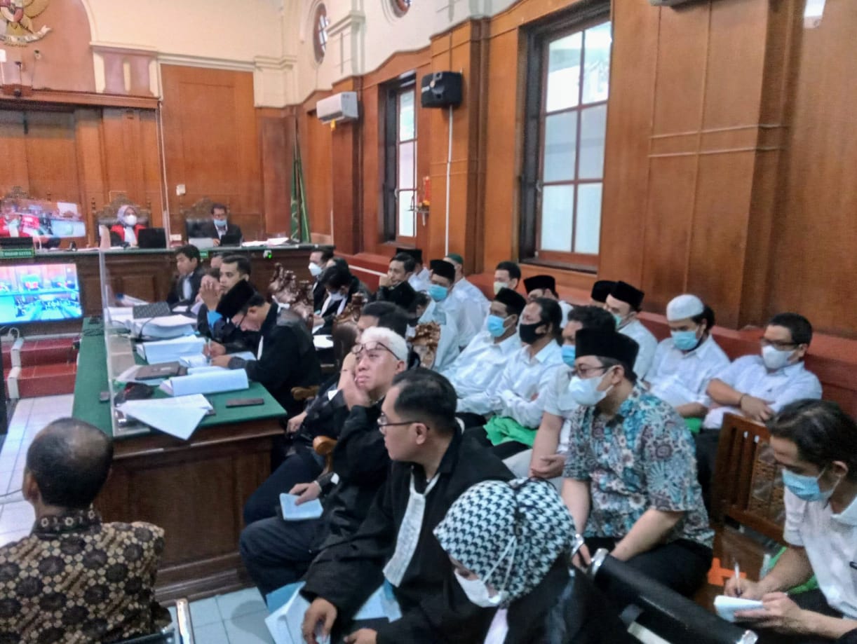 17 Terdakwa Diseret ke PN Surabaya Atas Perkara Penjualan Sisa BBM Kapal Tongkang